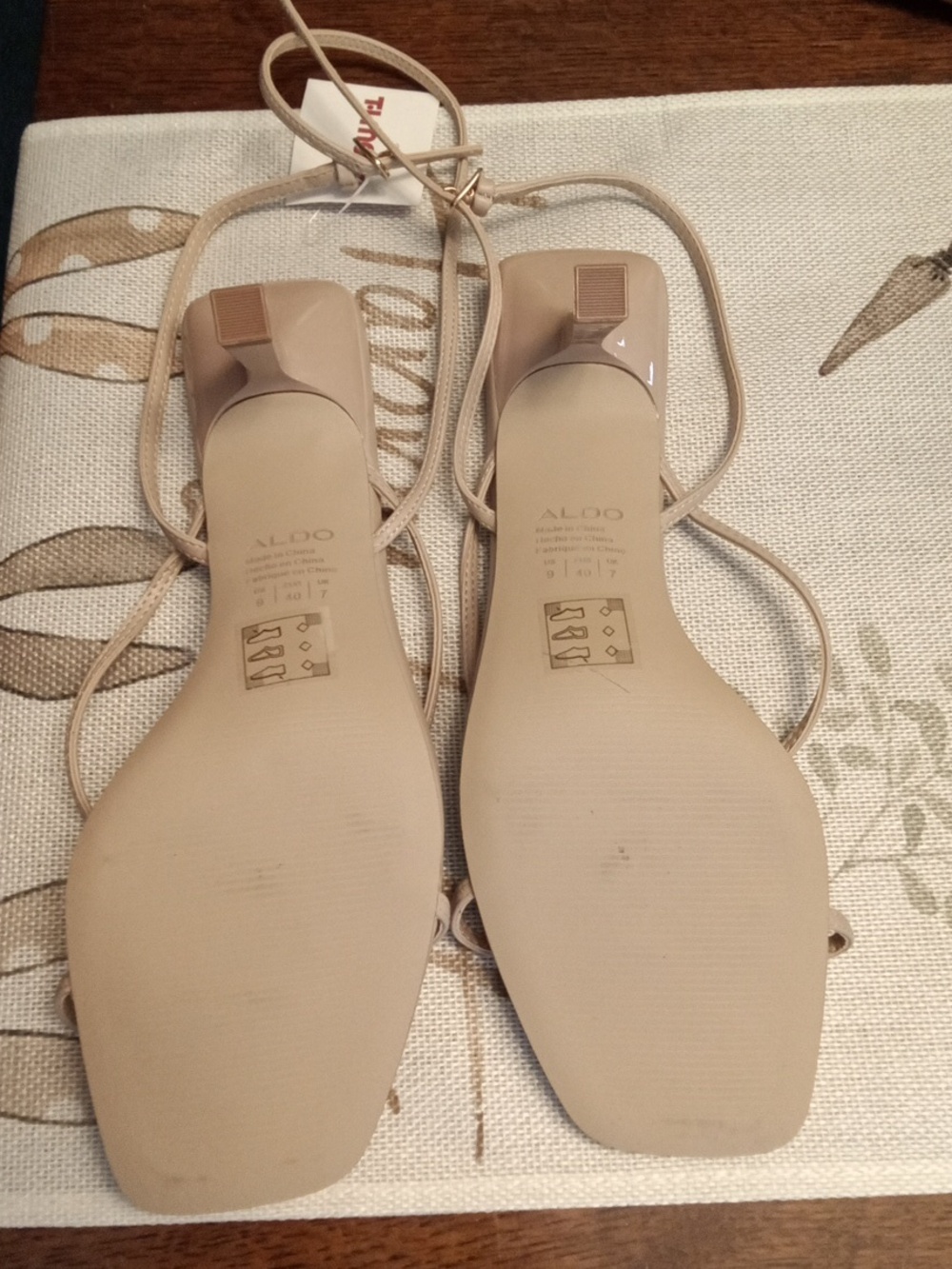 NWT! ALDO Beige Strappy Square-Toe Heeled Sandals - Picture 4 of 8